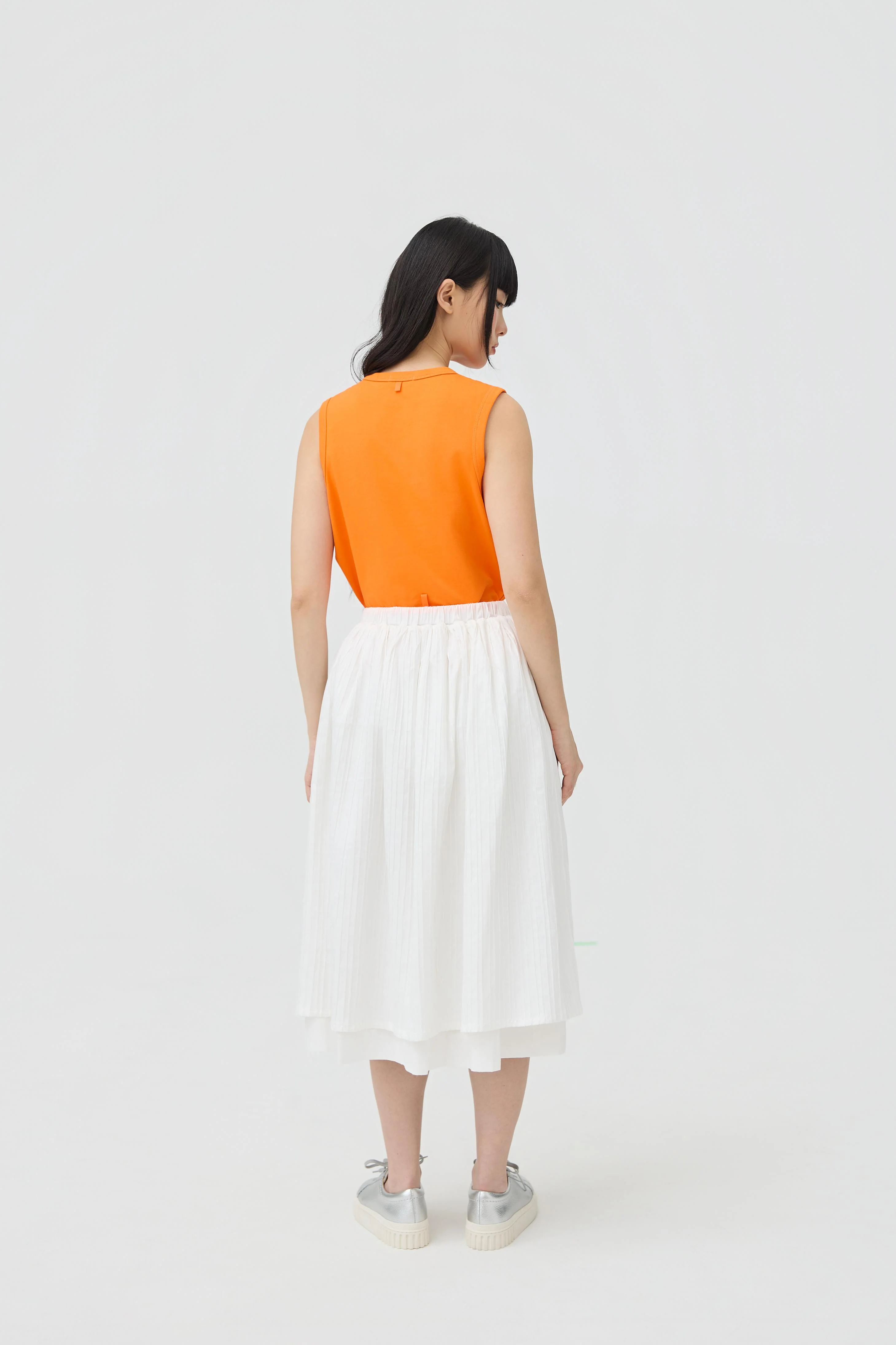 3EIGHTH | Futae Skirt In White Seersucker - Image 5