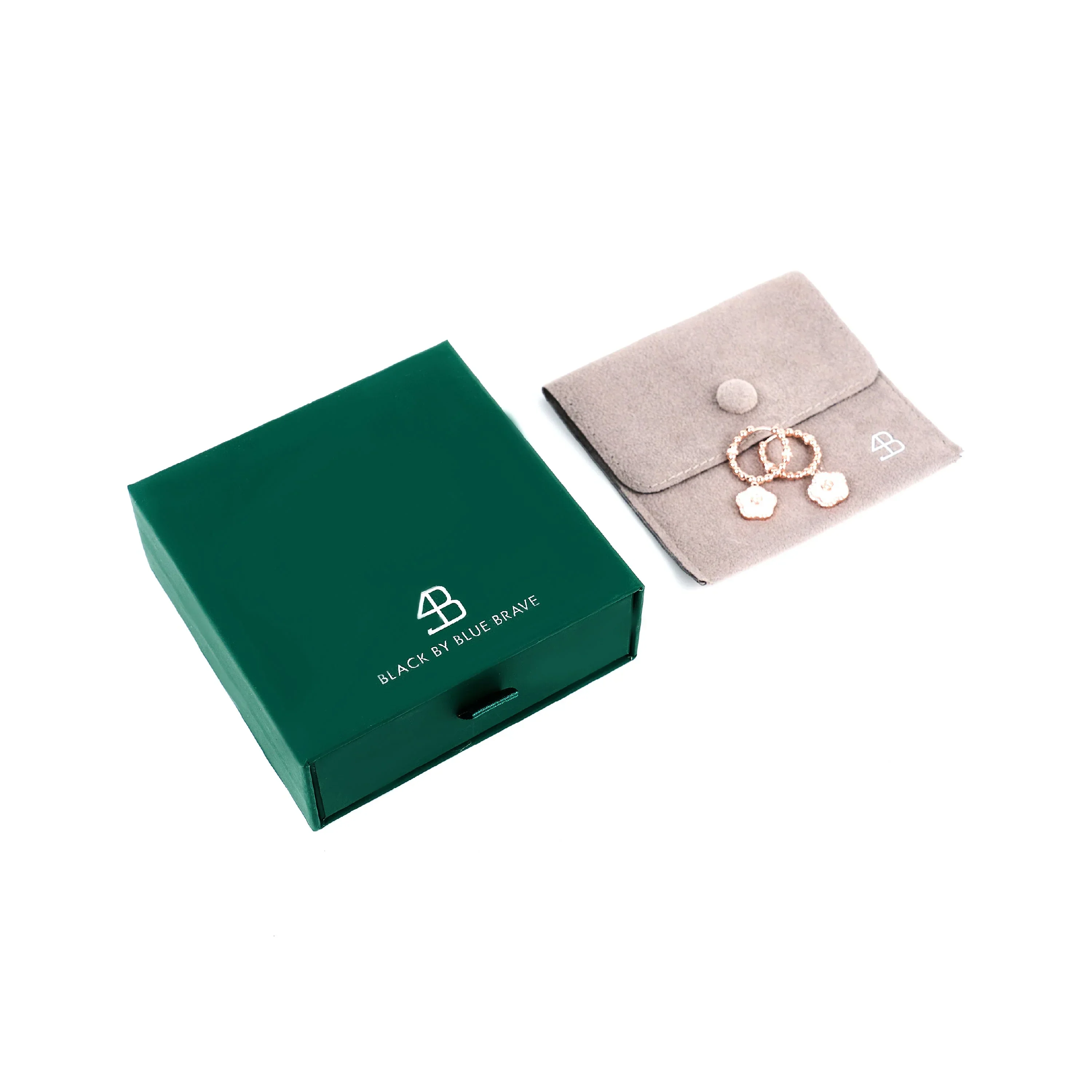 BLACK BY BLUE BRAVE | Classic Flower Earrings Brass 18k Rosegold Plating & White Ceramic 20+13mm - Image 5