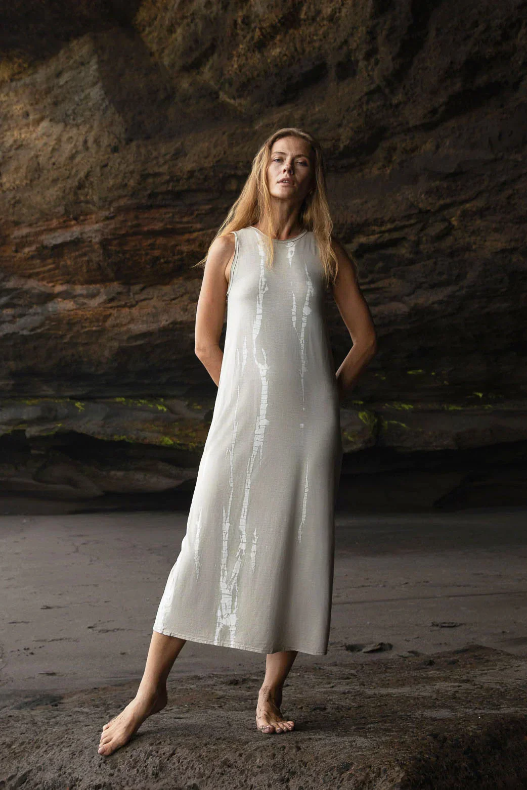 SU BY HAND | TARA Dress - Image 4